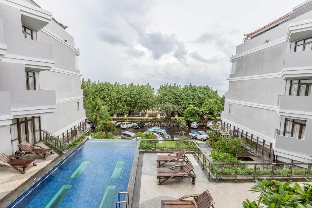 Wyndham Garden Kuta Beach Bali Exterior foto