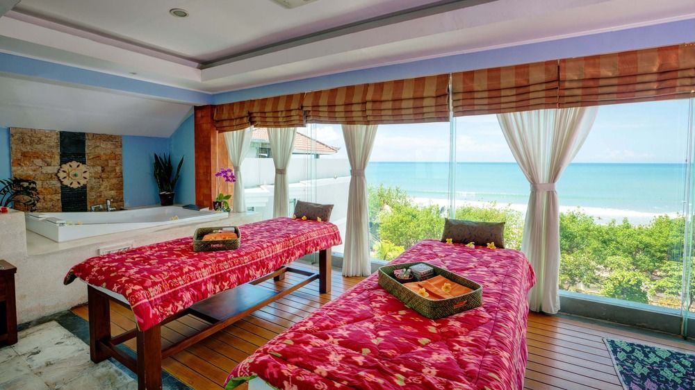 Wyndham Garden Kuta Beach Bali Exterior foto